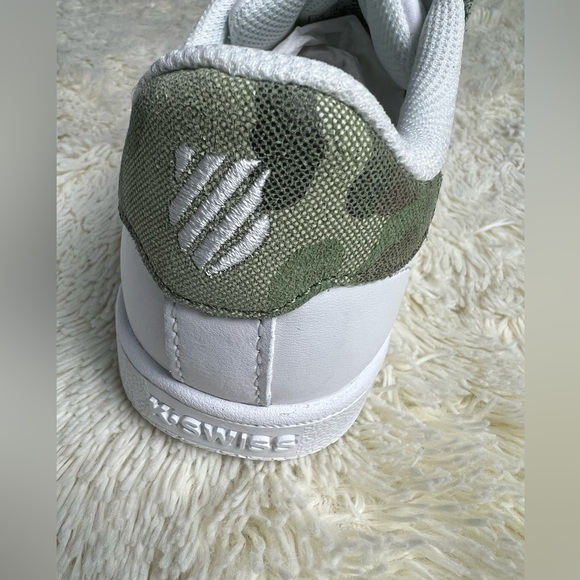 Boys Kswiss sneakers NEW size 3 - Picture 7 of 9